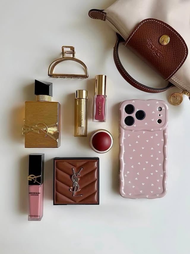Instagram post by @axlinag_ for Coconut Lane. Caption reads: AD what’s in my bag 🤎 ft. the cutesy....
