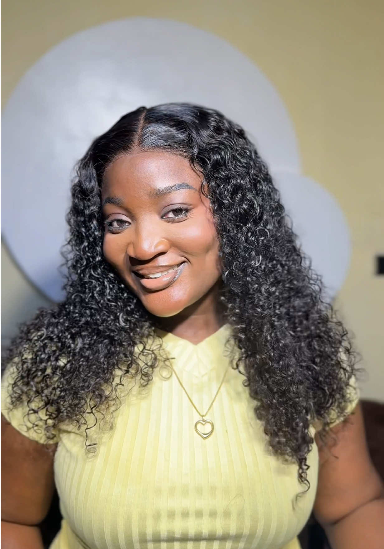 TikTok post by @oreoluwa_sa for Bling Hair. Caption reads: [...] water wave Glueless with 250% density @Bling....