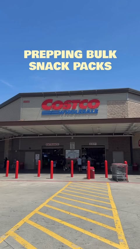 Instagram post by @_jadeoneal for Chomps. Caption reads: [...] to get my items in bulk. I always buy chomps....