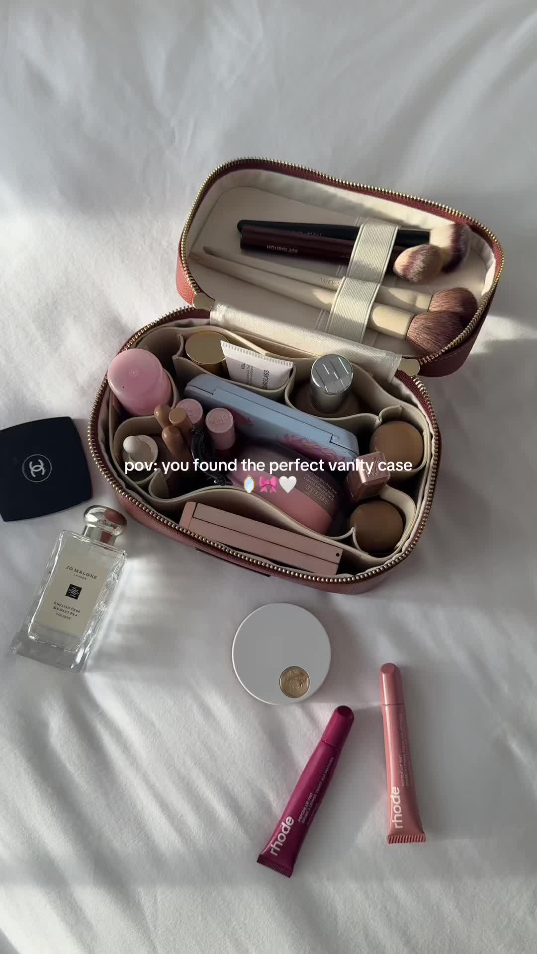 TikTok post by @tatianamek for Etoile. Caption reads: my absolute travel staple ✨ @ETOILE US....