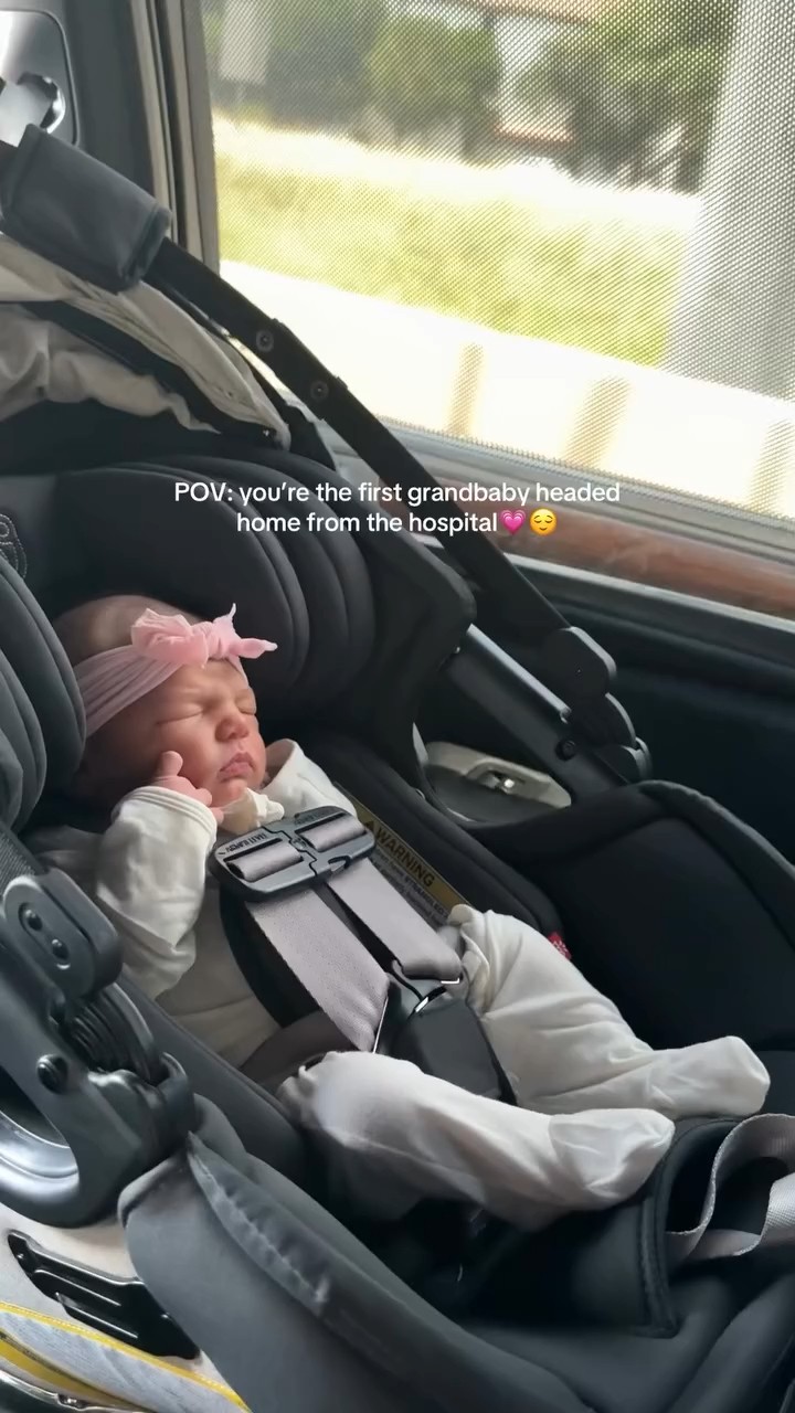 Instagram post by @katelyn.nassar for The Bump. Caption reads: Your royal kingdom awaits, baby girl 🩷

🎥....