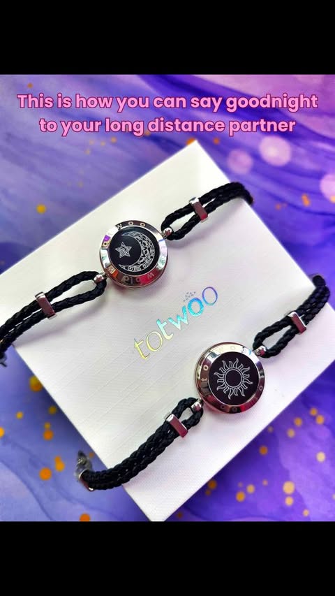 Instagram post by @saraabearr03 for totwoo Smart Jewelry. Caption reads: Being in a long distance relationship can be....
