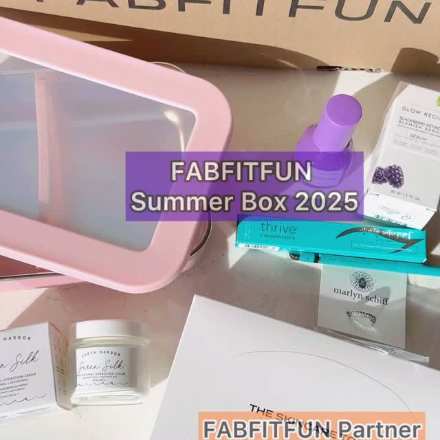 Instagram post by @thebestfacebeautyblog for FabFitFun. Caption reads: ☀️ Have you taken advantage of this deal yet?!....
