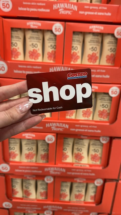 Instagram post by @livingonaloonie for Hawaiian Tropic. Caption reads: GIVEAWAY CLOSED #ad | @hawaiiantropic_ca is back....