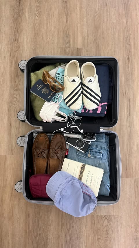 Instagram post by @chloewhipplee for CALPAK. Caption reads: [...] it with me wherever I go thanks to @calpak....