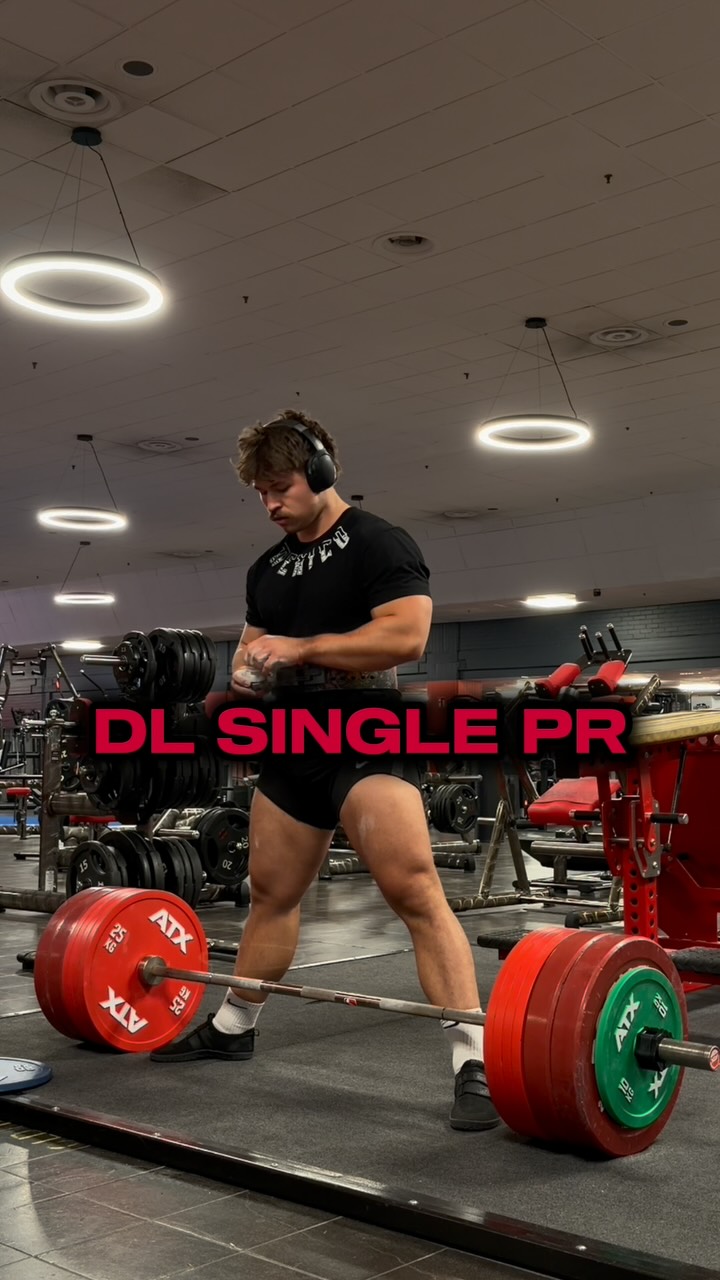 Instagram post by @_.bjarne for Esn. Caption reads: 340KG/750LBS⁉️
@joeyflexx7 

@esncom (code bjarne)....