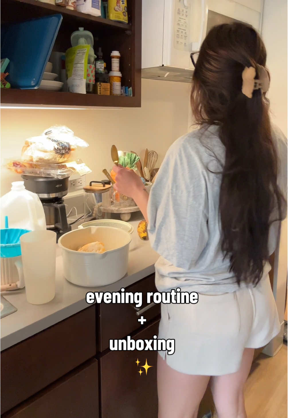 TikTok post by @miranda_pagan for Pinmoco. Caption reads: [...] #lifestyle #vlog #motherhood #unboxing....