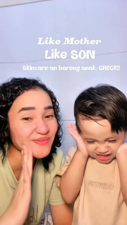 Instagram post by @glorydwinaa for AZARINE KIDS. Caption reads: [...] ini tu basic skincare anak aku! pakai....