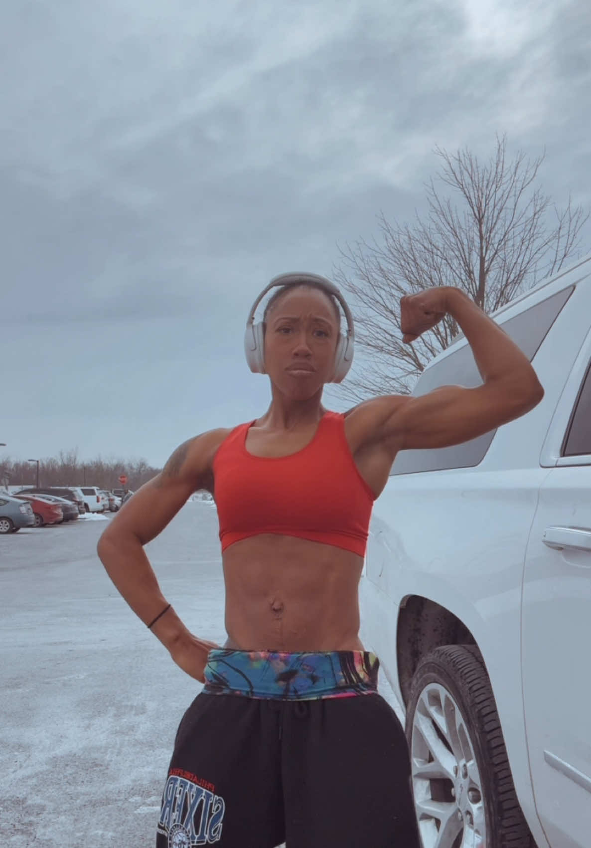 TikTok post by @fitnessgoddess for Sweet Sweat. Caption reads: [...] But the results? That’s earned. 💪🏾 @Sweet....