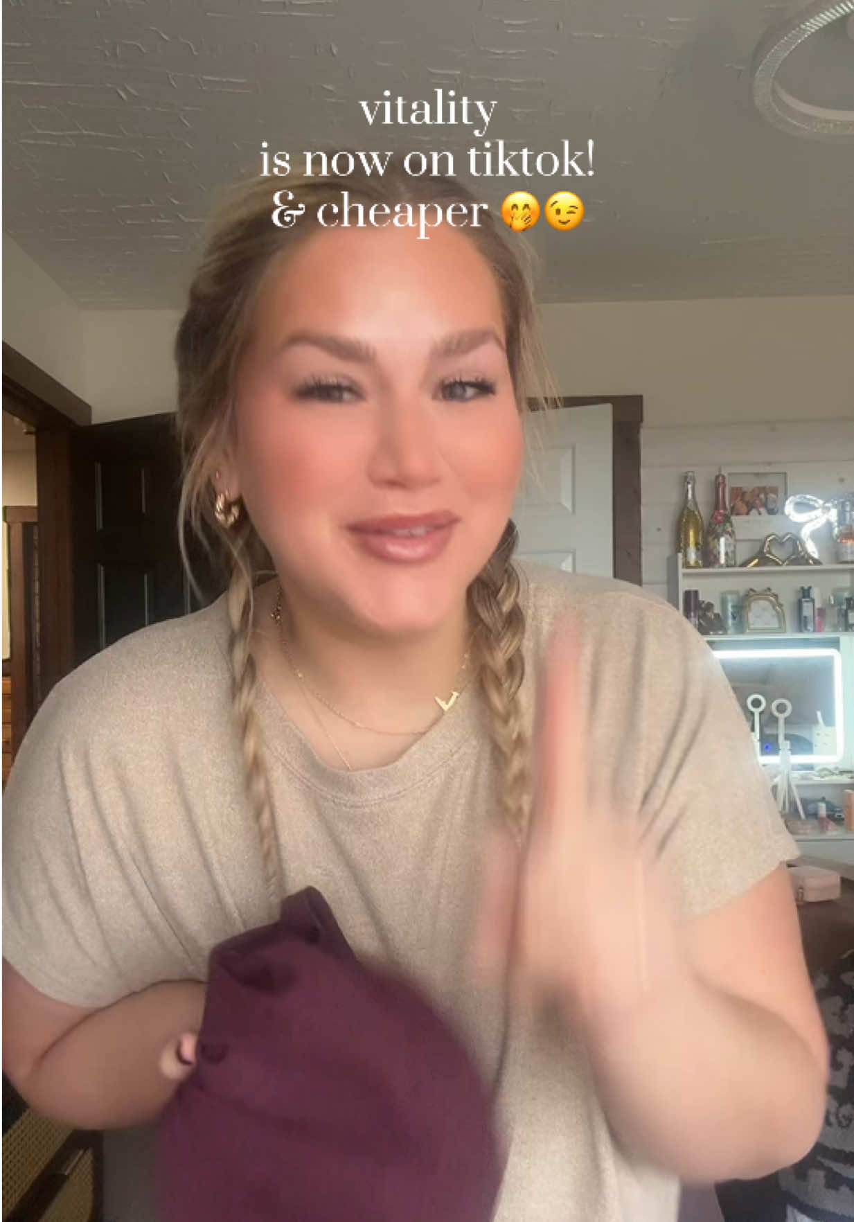 TikTok post by @haileykparton for shopvitality. Caption reads: [...] #tiktokshop #workout #leggings @shopvitality....