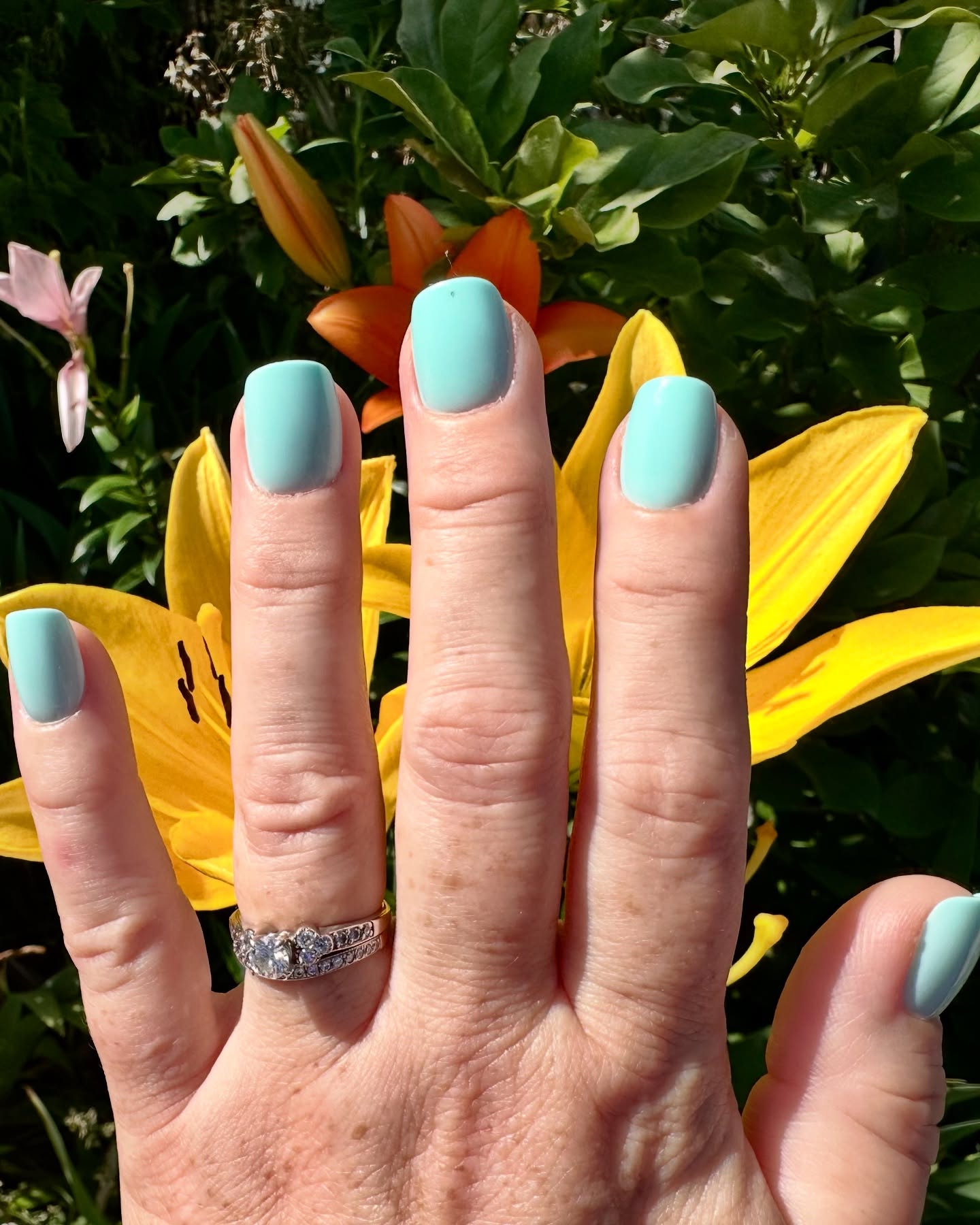 Instagram post by @momtssatswesewsnjs for Glamnetic. Caption reads: #Gifted Thank you!
@glamnetic @ultabeauty....