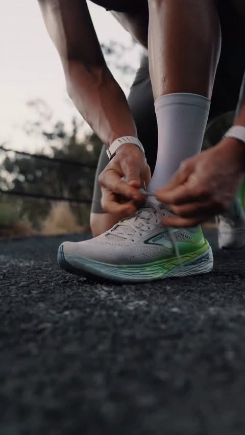 Instagram post by @alex_kukla for MyProtein. Caption reads: [...] #mindset #hybridathlete 

⛽️ @myproteinde....