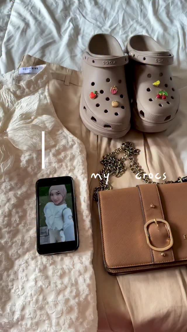 Instagram post by @faraadthya for Crocs. Caption reads: Today’s OOTD menu: a mix of cute & casual, served....