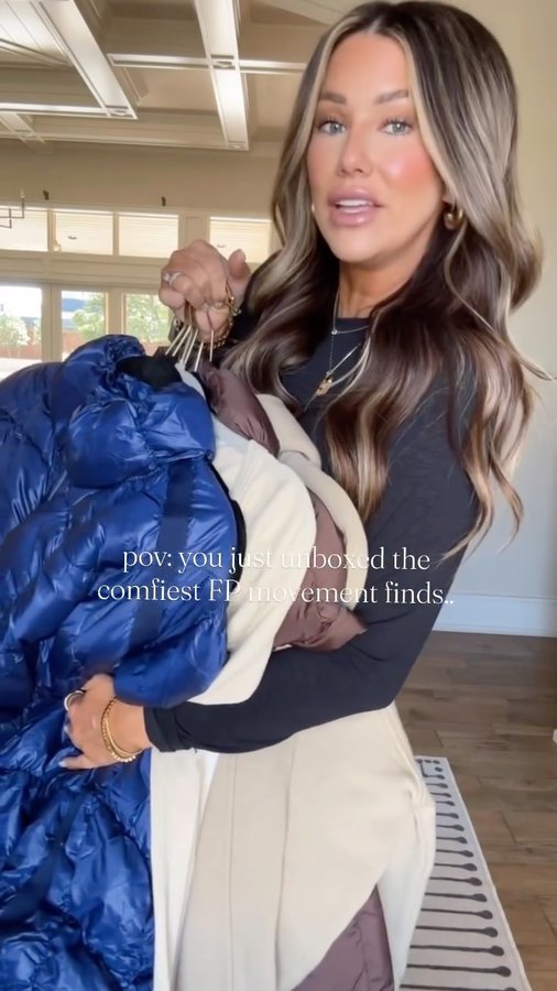 Instagram post by @moderndaymama1 for FP Movement. Caption reads: @fpmovement I 🫶🏼 YOU! I should be doing a lot of....