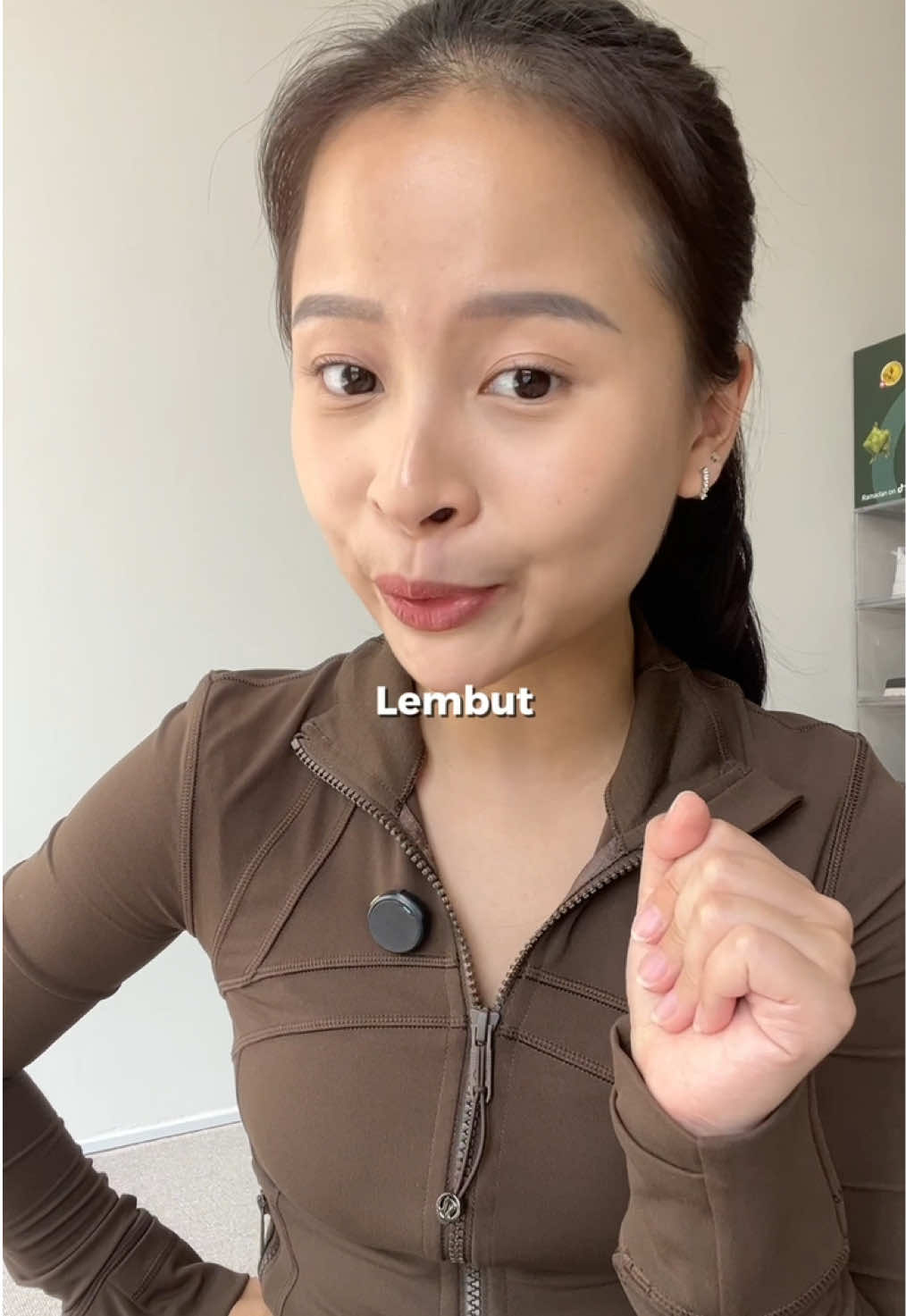 TikTok post by @rikafredericaa for Johnson’s Baby Indonesia. Caption reads: Kalian udah pernah coba belom? 🤔 @Johnson's Baby....