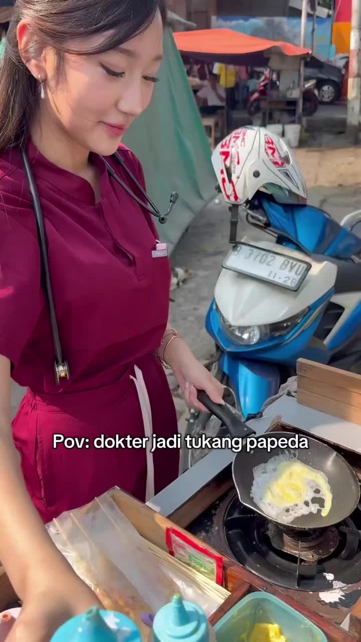 TikTok post by @ishaangelica for Newlab. Caption reads: Papeda susah bgt bikinnya ga bohong, untung ada....