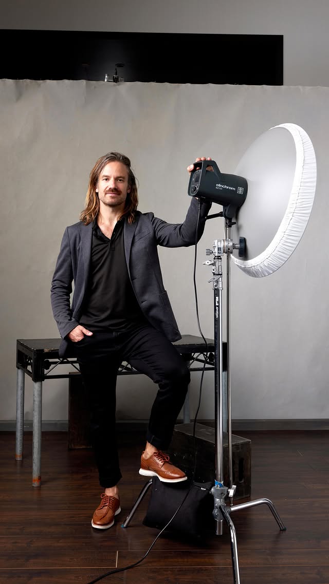 Instagram post by @felixkunze for Elinchrom. Caption reads: [...] @The_Explorers_Club Annual Dinner 2023....