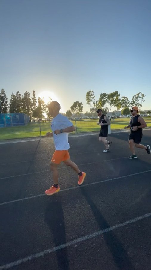 Instagram post by @j_nukes for FlipBelt. Caption reads: [...] Mode ↔️ Athlete Mode
—
Been loving @flipbelt....