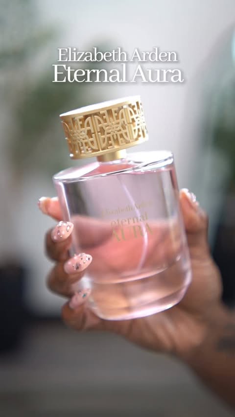 Instagram post by @thenitadanielle for Elizabeth Arden. Caption reads: [...] even better with the newest @elizabetharden....