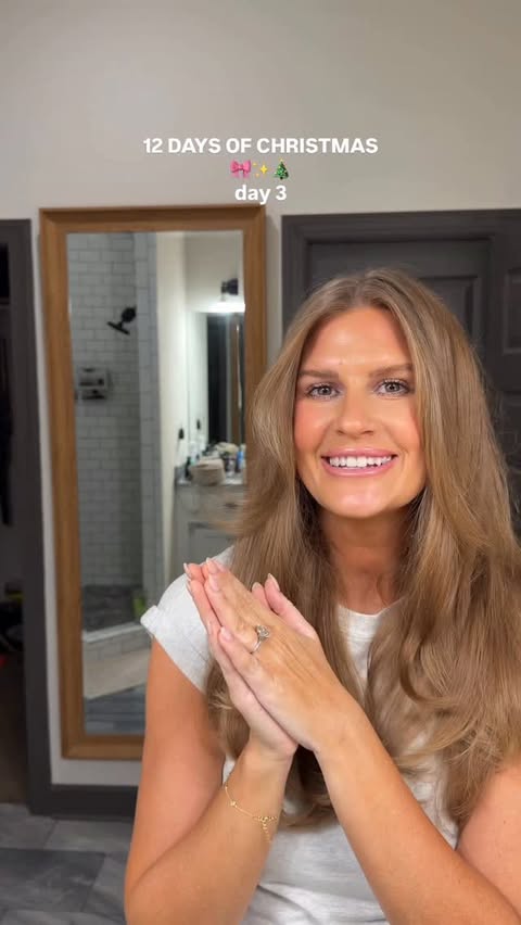 Instagram post by @doriecfoshee for BondiBoost. Caption reads: and on the 3rd day of christmas dorie brings to....