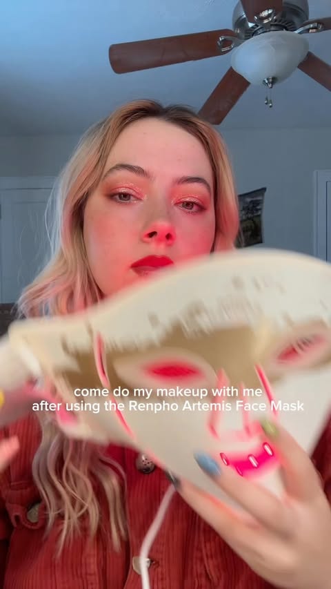 Instagram post by @geniusgirlalerts for RENPHO. Caption reads: [...] favorite LED light therapy mask ✨ The....