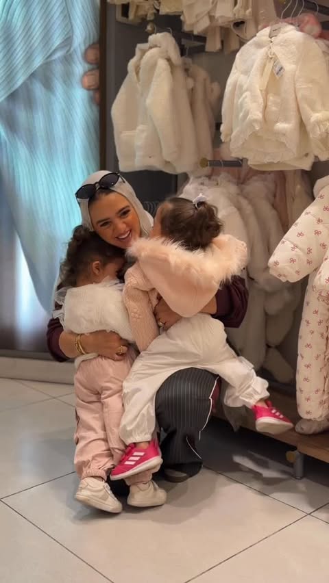 Instagram post by @sahar_ashourrr for Babyshop. Caption reads: Shopping day with my little girls....