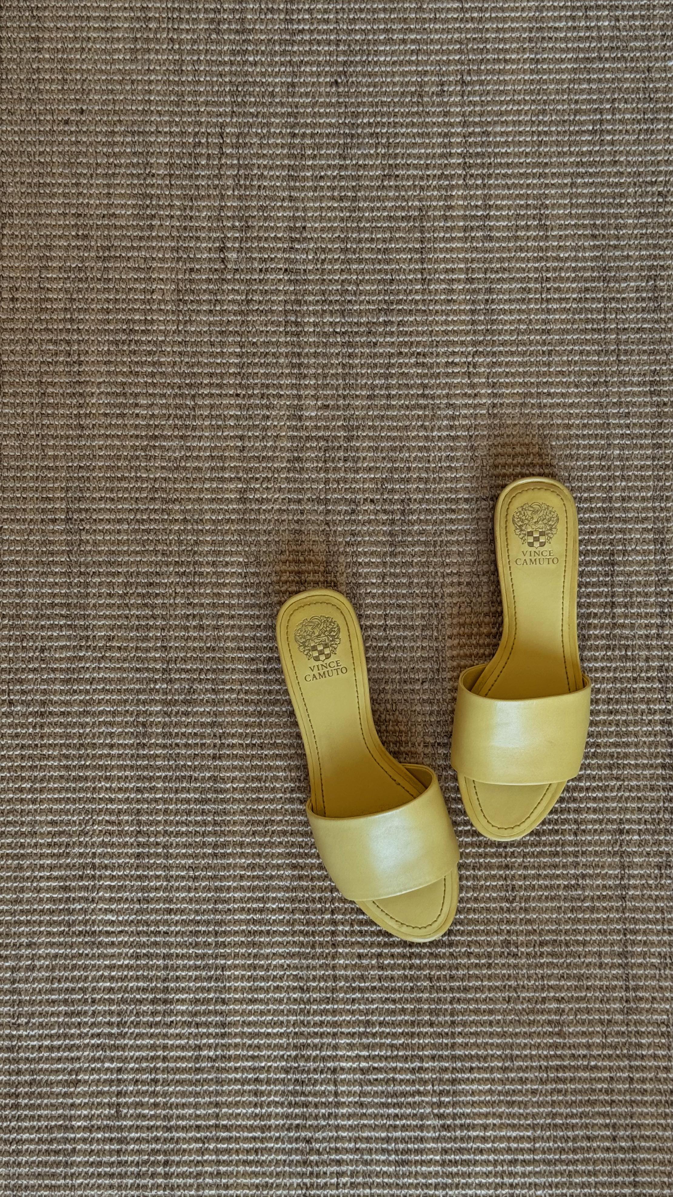 Instagram post by @lindseyharrod for Vince Camuto. Caption reads: HB said lemontini summer & I said, challenge....