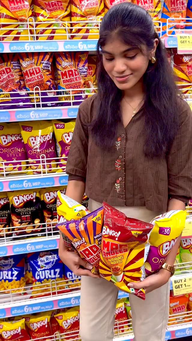 Instagram post by @nidhisfoodandtravel for Bingo! Snacks. Caption reads: Tangy, zesty, and full of surprise – Bingo!....