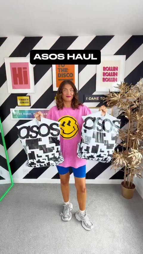 Instagram post by @itsmissshellie for STYLINK. Caption reads: [...] sizing just drop a comment! #ad @asos....