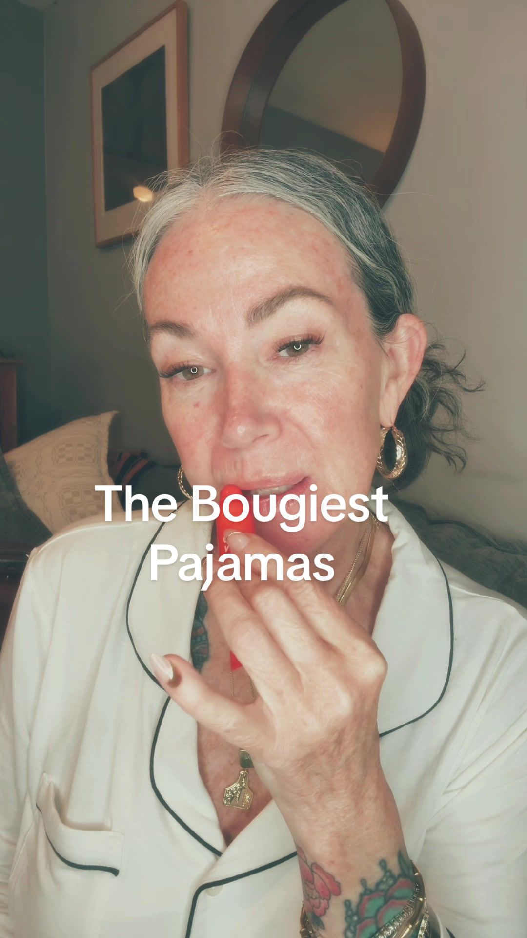 TikTok post by @aestheticaleestyled for Comfrt. Caption reads: The most comfortable, bougie, cooling, soft....