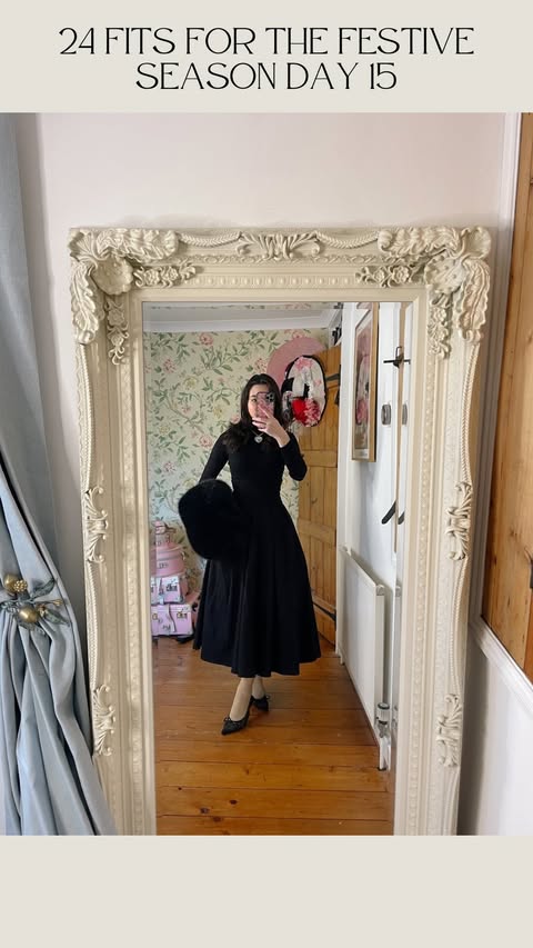 Instagram post by an influencer for Selkie. Caption reads: [...] Earrings @dior Muff ad pr @selkie.