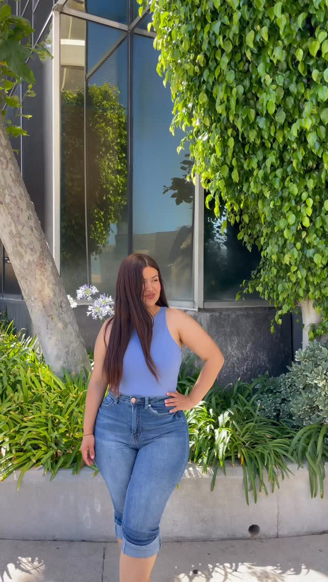 Instagram post by @mayra_zelaya_ for Reoria. Caption reads: Loving Summer ☀️🦋 Bodysuit : 🔗 in bio 🛍️ #reels....
