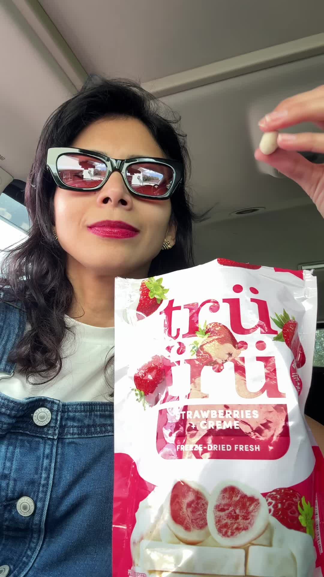 TikTok post by @marielstyledigital for Tru Fru. Caption reads: [...] Frü #foodtok #snacktok #healthydessert....