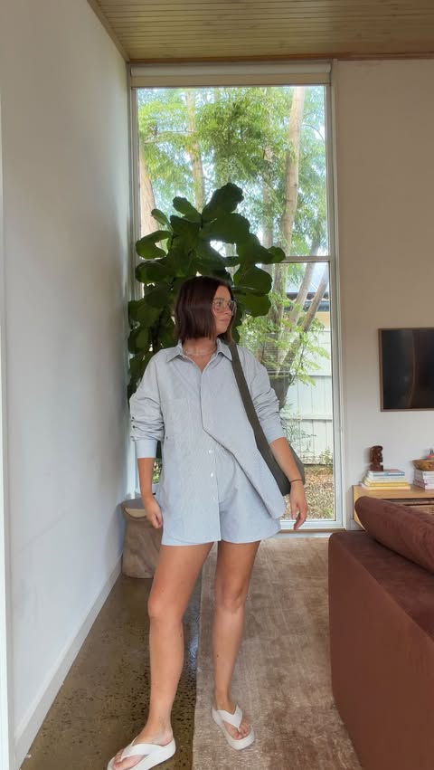 Instagram post by @emkellywears for Nimble Activewear. Caption reads: Use code EMKELLY15 for 15% off @nimbleactivewear....