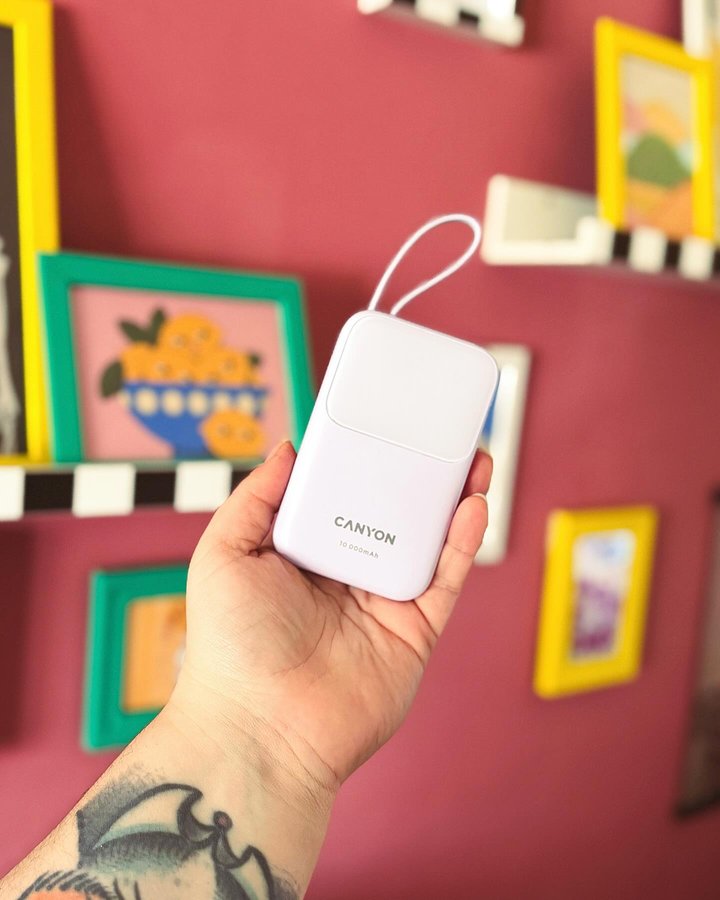 Instagram post by @itsaliceann for Ryman. Caption reads: [ad] Whether you’re on a family day out or a....