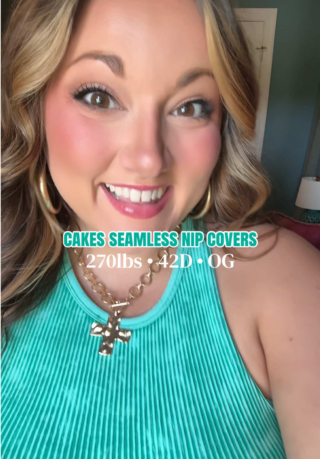 TikTok post by @thebrightestofthebunch for CAKES Body. Caption reads: [...] ribbed tanks 💖 #bra #plussize #curvy @CAKES....