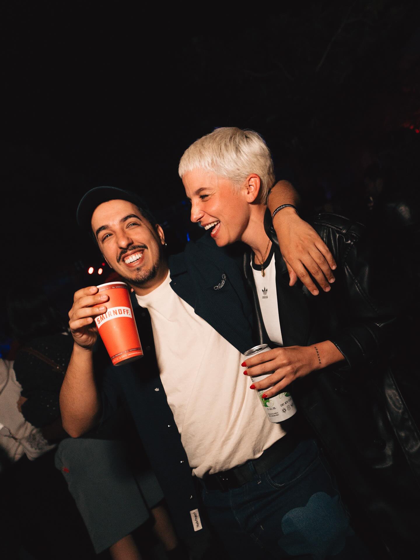 Instagram post by @nachoelizalde for Smirnoff. Caption reads: Donde haya música, estaremos con @echeverriapauli....