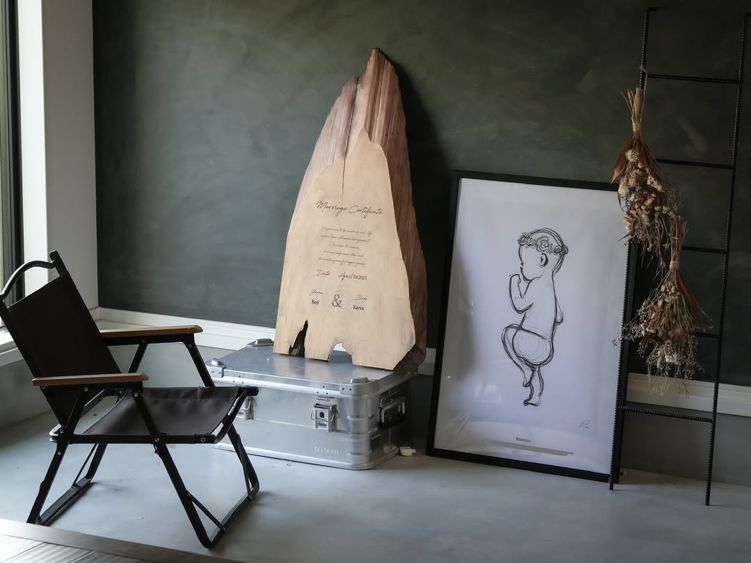 Instagram post by @kojifufu for Remember Me Poster. Caption reads: .

色々想い出を作りたくて
『等身大のポスター』を作ってみた👶🏻

オーダーで作ってくれる
@....