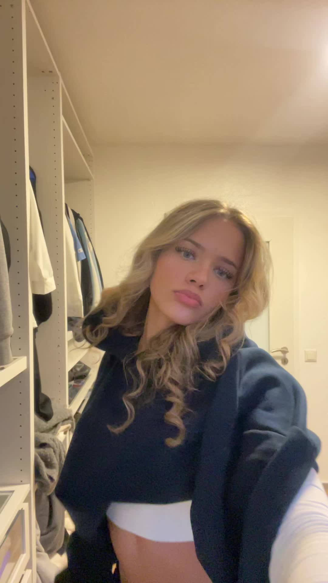 TikTok post by @vicaa.cr for 45KEYS. Caption reads: @45KEYS.