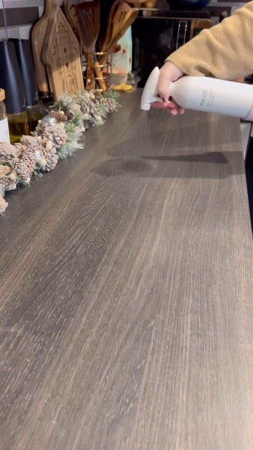 Instagram post by @squeakygemlife for Theseepcompany. Caption reads: Good morning lovelies! 🤗

Ad | Discount codes....