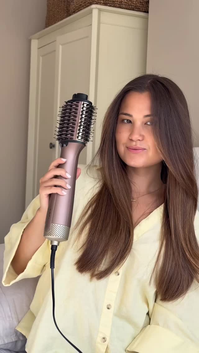 Instagram post by @jenlailyn for BaByliss. Caption reads: the quickest blow dry with @babyliss air power....