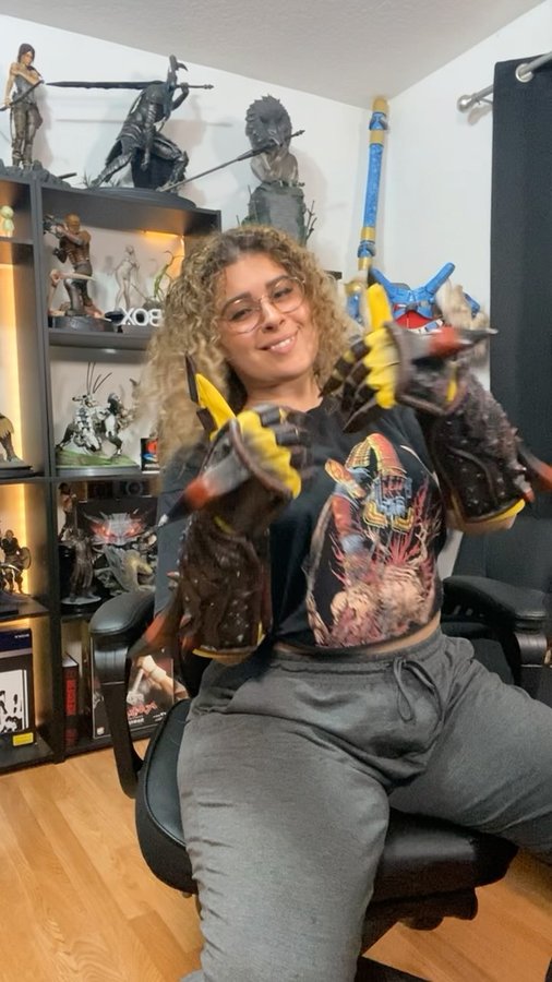 Instagram post by @justyeliz for Mortal Kombat. Caption reads: [...] my official collaboration with WB & MORTAL....