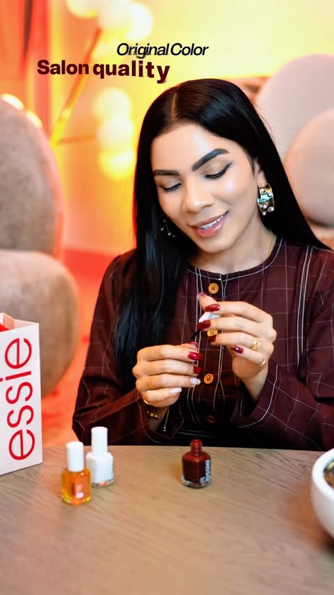 Instagram post by @aniqasardar for essie. Caption reads: Its always my first choice 💅🤭 #essiearabia....