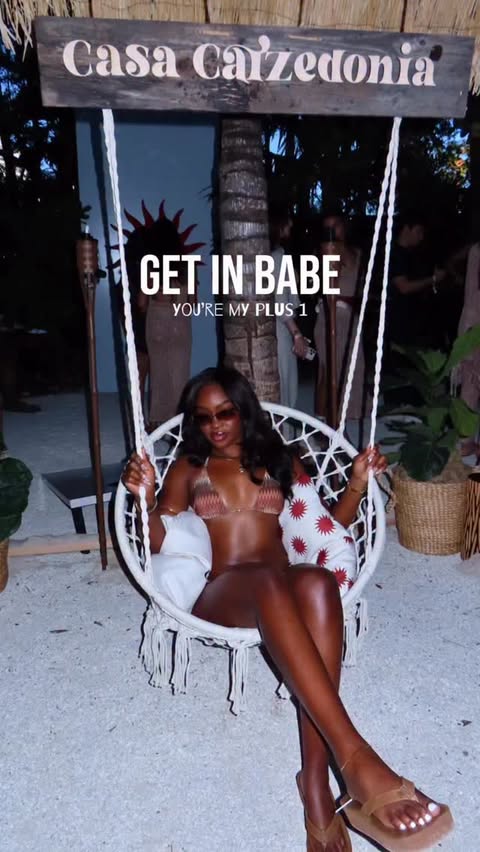 Instagram post by @storyofuninda for Calzedonia. Caption reads: [...] sunscreen and cute swimsuits from....