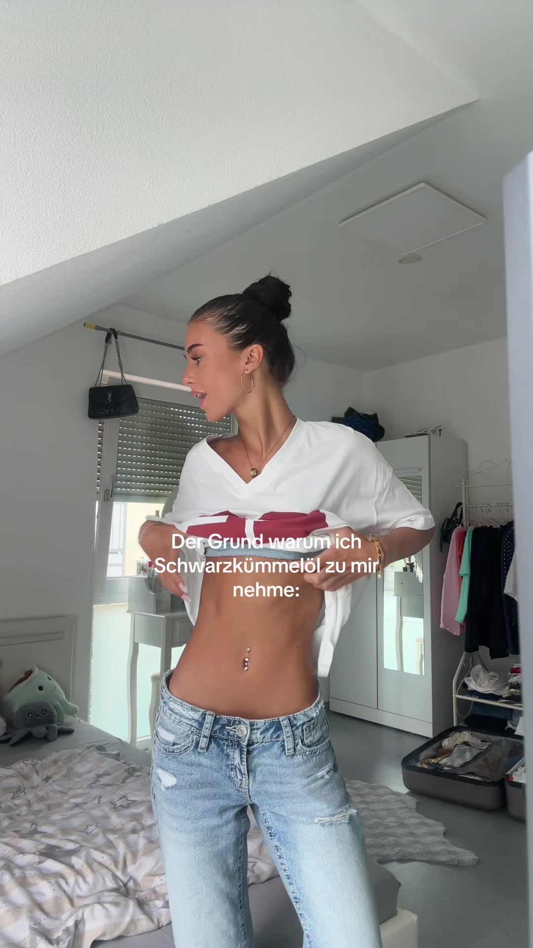 TikTok post by @luisagae for Oildem. Caption reads: @Oildem hilft gegen bloatings!! #fyp [...].