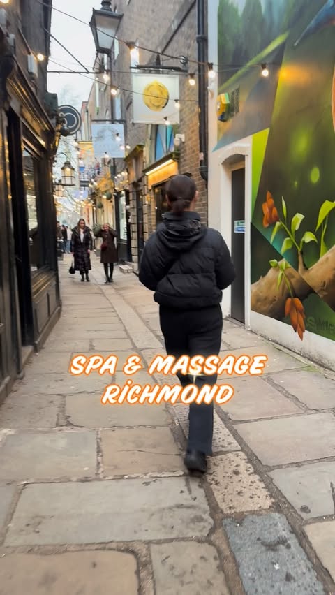 Instagram post by @londonhygienist for Spa & Massage. Caption reads: [...] ANNA20 for £20 off all treatments....