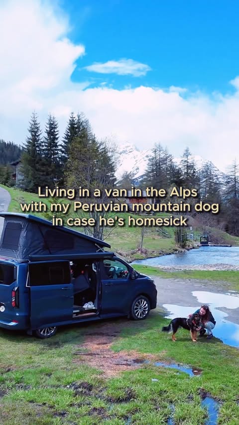 Instagram post by @paddingtonfromperu for Ford. Caption reads: [...] hikes and beautiful spots to park the....