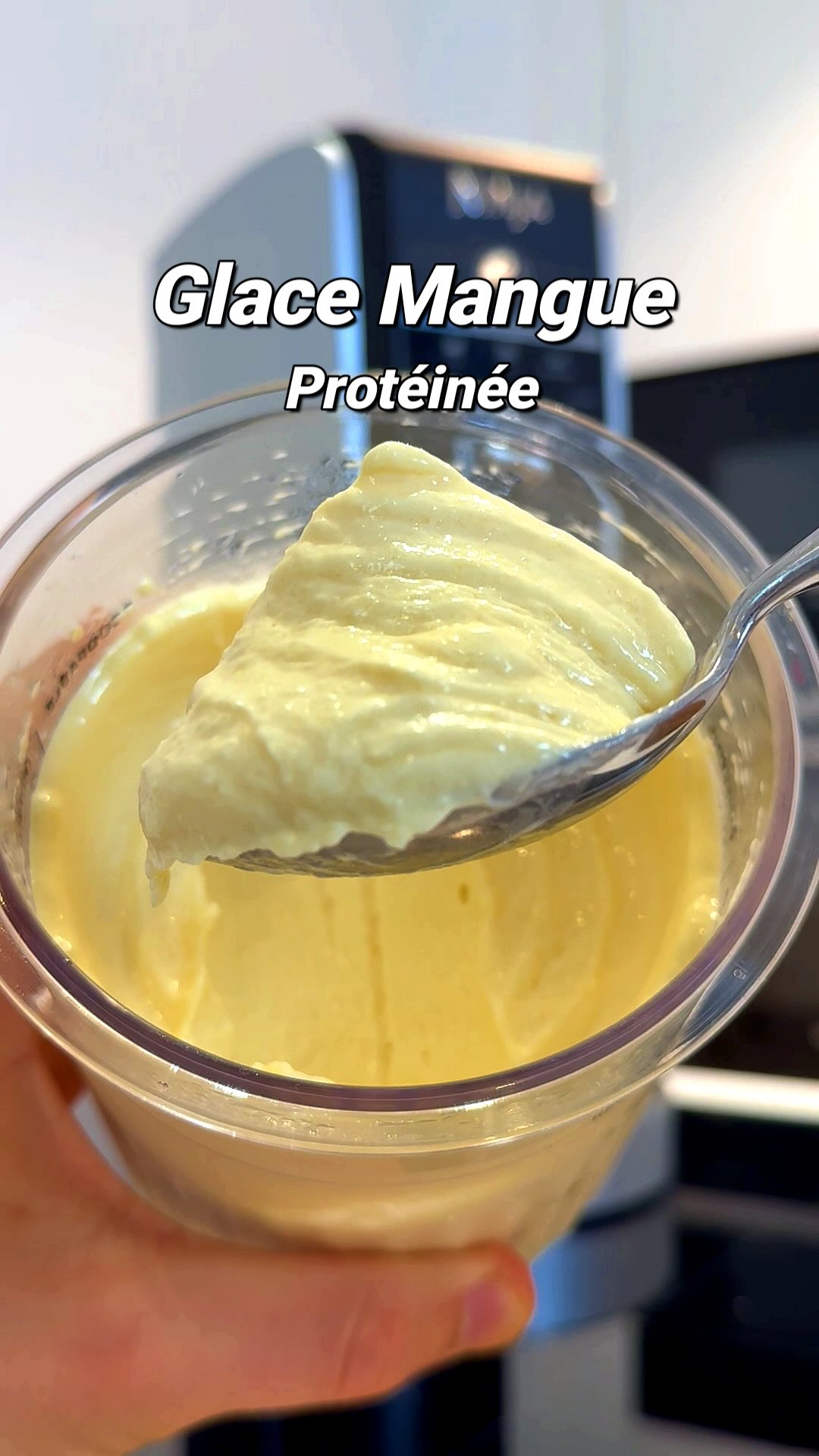 Instagram post by @stefanechopp for Prozis. Caption reads: 🥭 Recette de la glace ici 👇

Pour un demi pot....