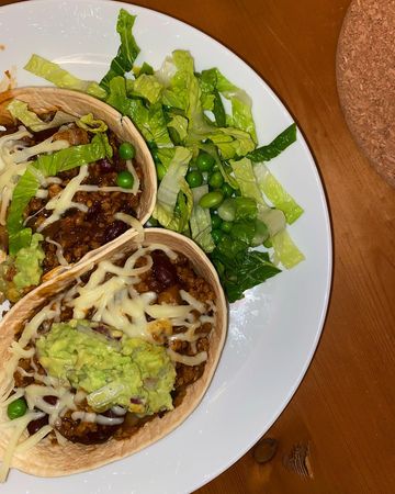 Instagram post by @nrflkvegan for Spicentice. Caption reads: Taco 🌮🥬🥕🧀🥑 & wedges 🥔🌶 night x x

Although....