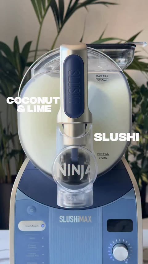 Instagram post by @ramoan for Ninja Kitchen. Caption reads: [...] summer slushi, made using the....